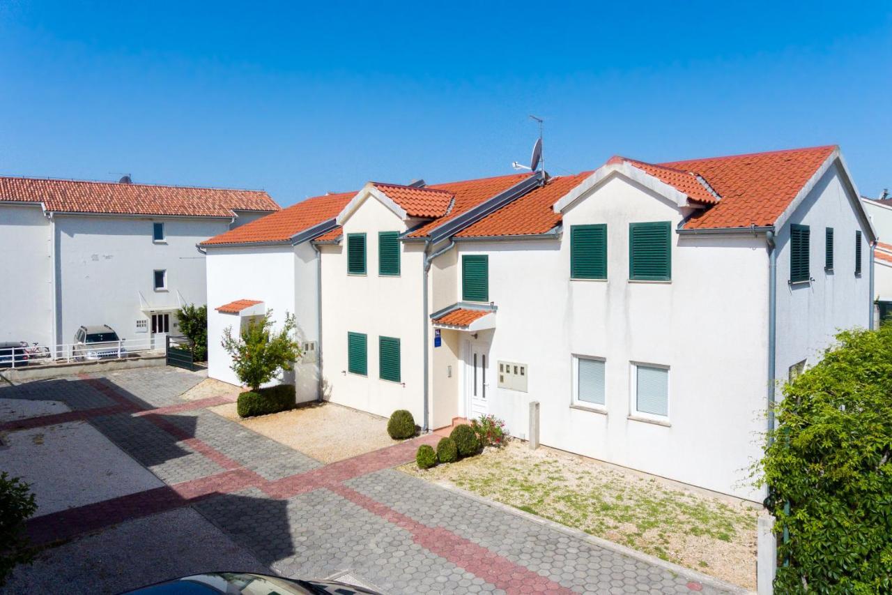 Apartman Karla Mara Ana Ivan & Jo Srima Exterior foto
